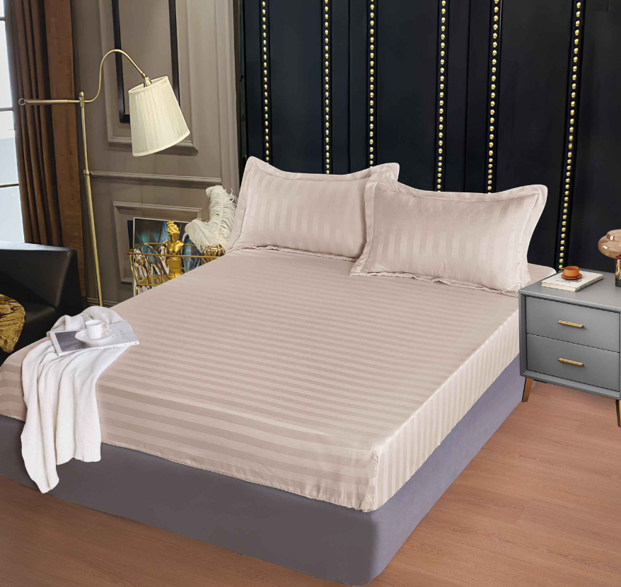 Set Cearceaf de Pat cu Elastic CREM 160x200 cm din Finet Tip Damasc cu 2 Fețe de Pernă – Husă Protecție Saltea, Textură Densă și Catifelată